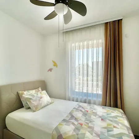 Unique House In Yalikavak With Private Bodrum