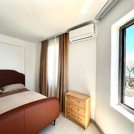 Unique House In Yalikavak With Private